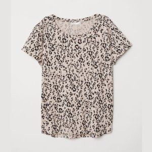 ~SOLD~ 5 for $45 H&M Leopard Print T-Shirt